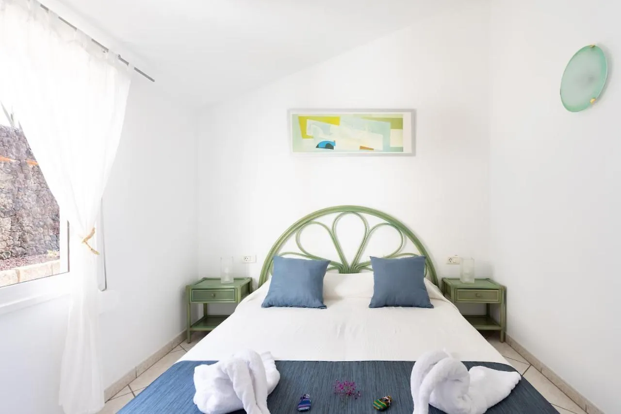Villa Casa Higo - Private Pool - Ocean View - Bbq - Terrace - Free Wifi - Child & Pet-Friendly - 3 Bedrooms - 6 People Porís de Abona