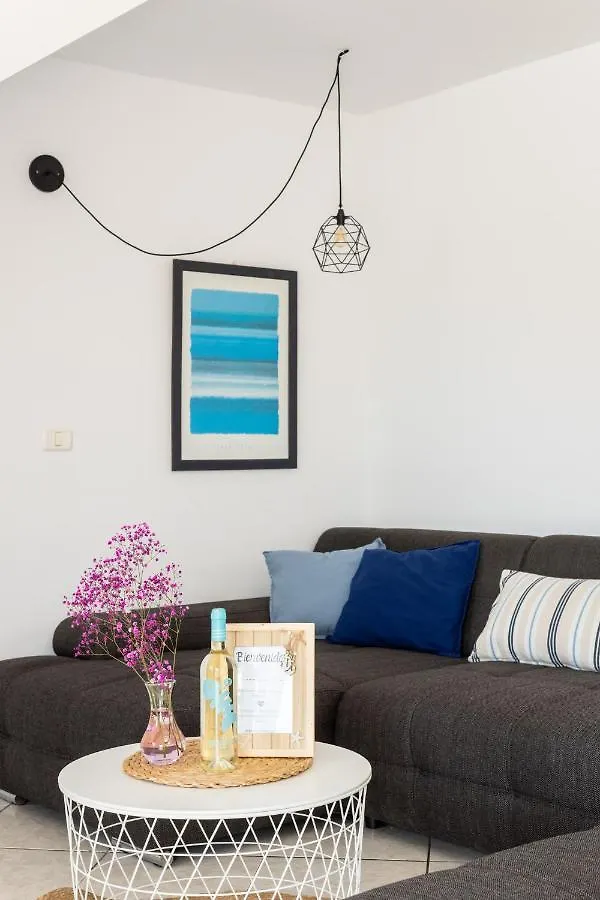 Villa Casa Higo - Private Pool - Ocean View - Bbq - Terrace - Free Wifi - Child & Pet-Friendly - 3 Bedrooms - 6 People Porís de Abona